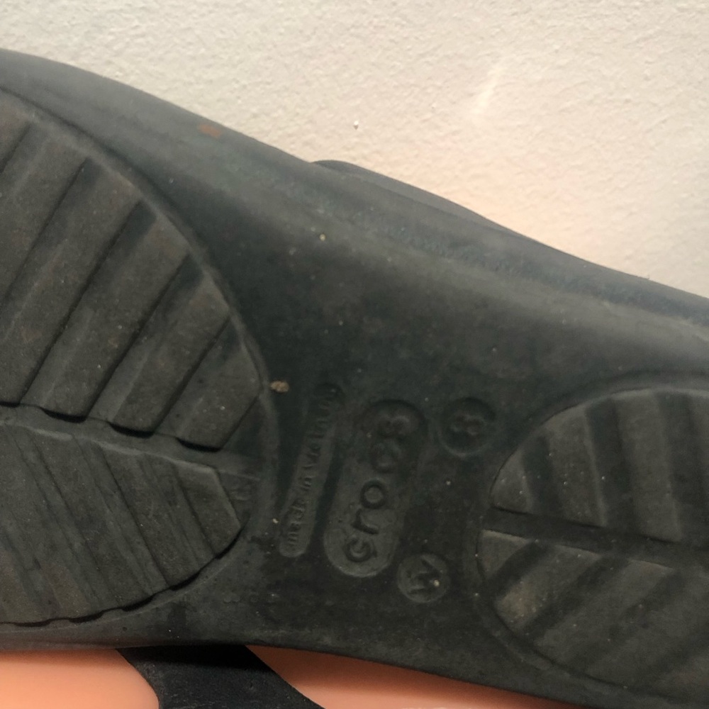 CROCS Santa Circle Black Slide Sandals with Decorative Medallions Shoes Size W8 - Picture 14 of 14